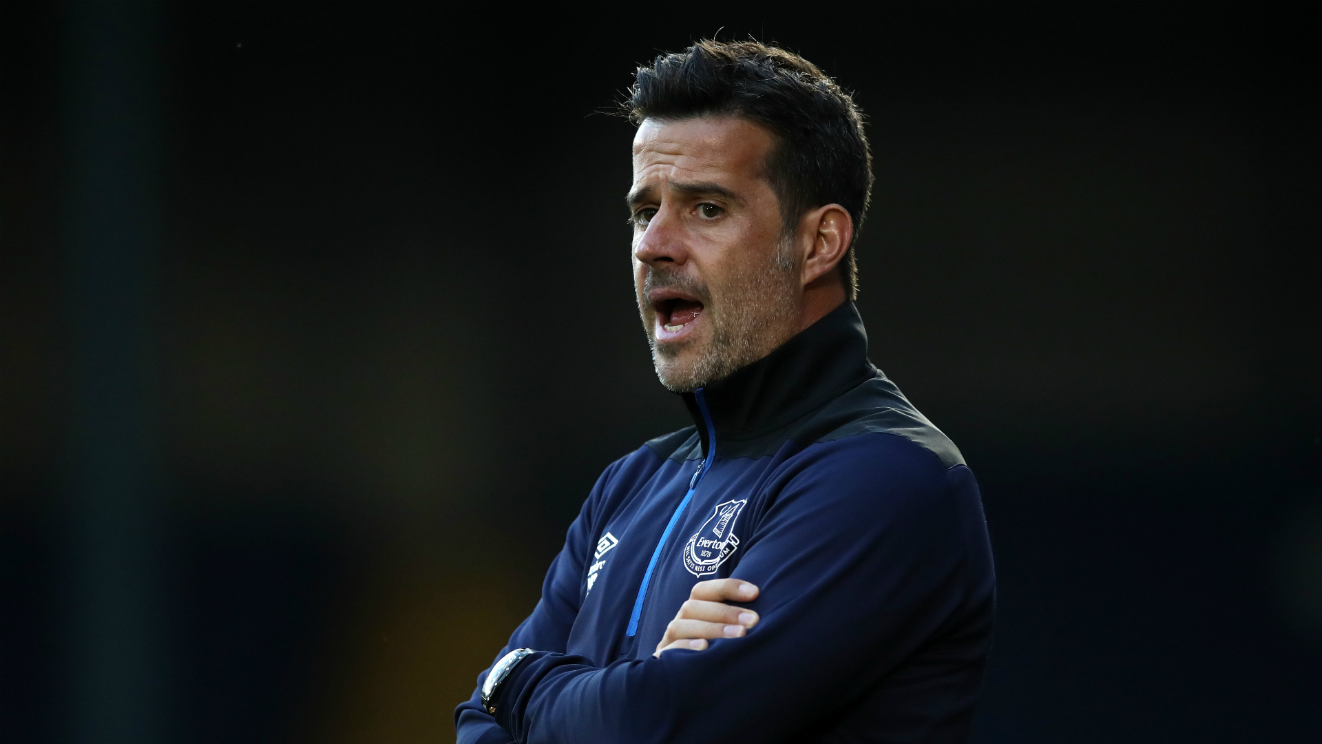 宣传海报往 宣传海报往